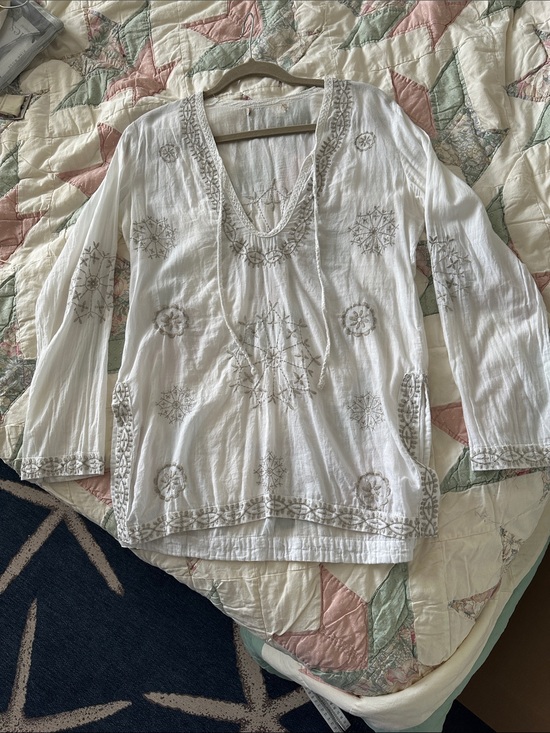 None Tops - Boho White Embroidered V-Neck Women’s Top